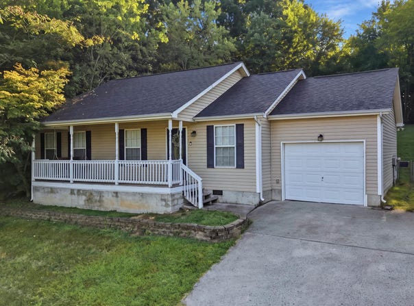 1337 Old Thatcher Road, Soddy Daisy, TN 37379