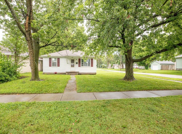 1401 W Florida Street, Springfield, MO 65803