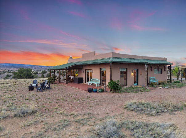 4 Fair Hope Drive, Abiquiu, NM 87510