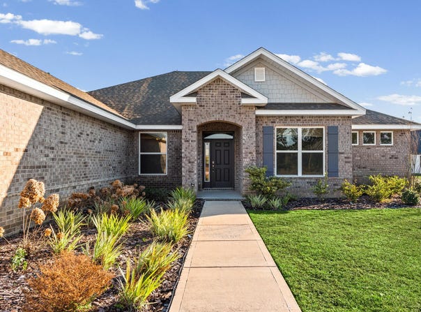 32 Brushed Dune Circle, Freeport, FL 32439