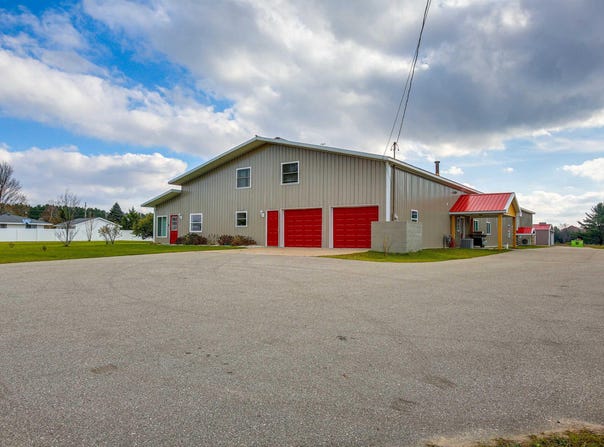 6576 E 34 Road, Cadillac, MI 49601