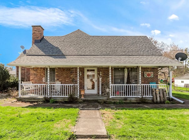 401 E Pearl Street, Waldron, IN 46182