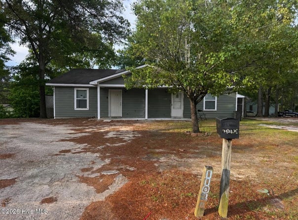 1102 Lewis Circle, Rockingham, NC 28379
