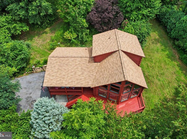 186 HIGH KNOB Road, FRONT ROYAL, VA 22630