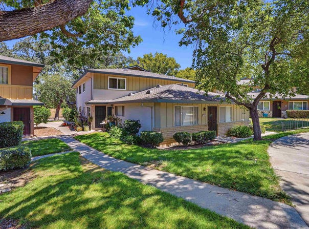 2125 Arroyo Ct, Pleasanton, CA 94588