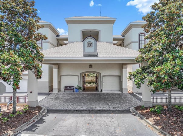 200 RIVERFRONT DRIVE, PALM COAST, FL 32137