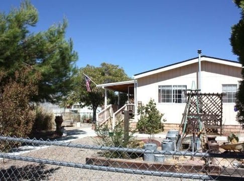 9305 Comanchee, Weldon, CA 93283