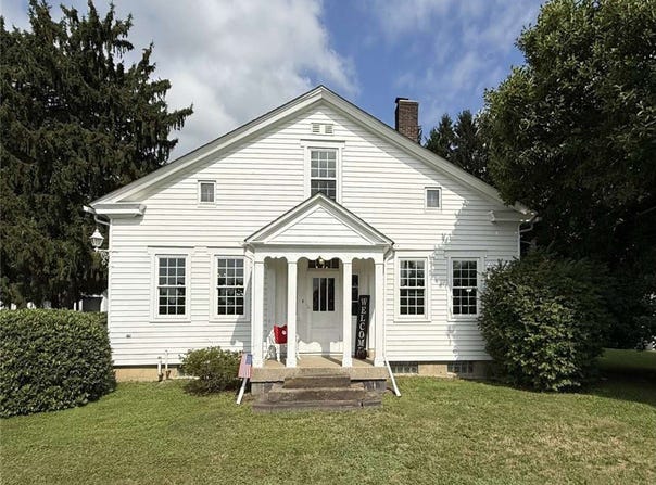 1233 Mount Jackson Rd, North Beaver Twp, PA 16102