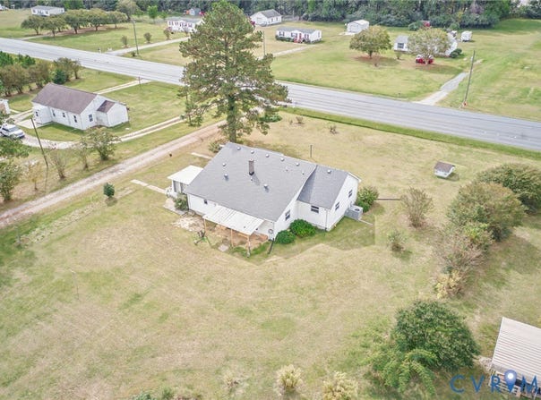 12187 General Mahone Highway, Wakefield, VA 23888