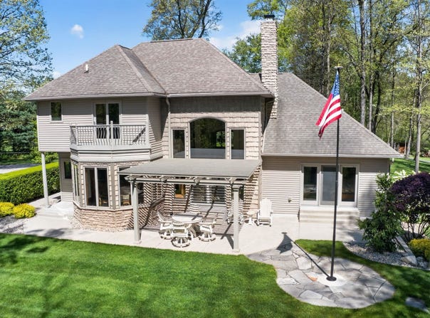 17605 County Road 112, Bristol, IN 46507