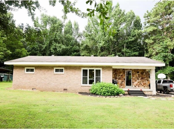 2324 Co Rd 20, Spruce Pine, AL 35585