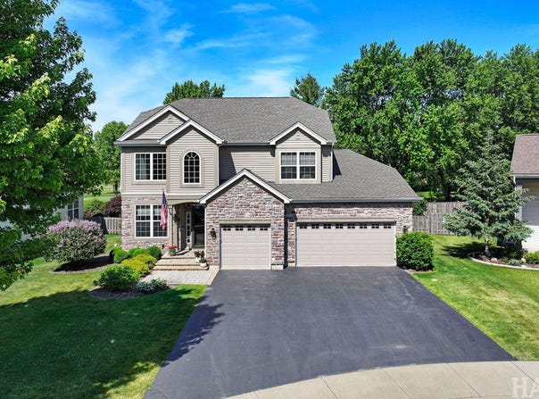 10977 Greywall Lane, Huntley, IL 60142