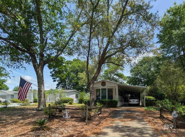 1558 Valencia Drive, Lillian, AL 36549