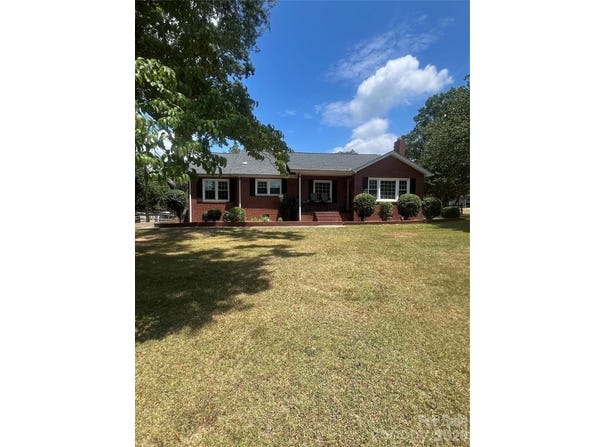 569 Great Falls Highway, Chester, SC 29706
