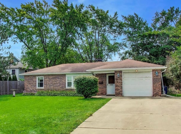 2331 Dundee Road, Northbrook, IL 60062