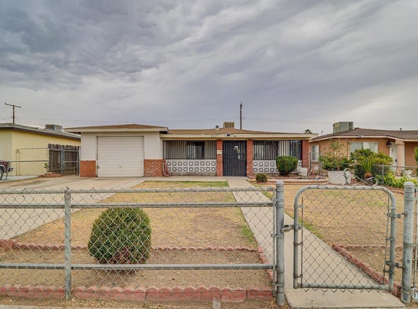 222 Cecil Avenue, Delano, CA 93215