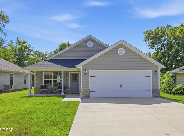 606 Webb Street, Duenweg, MO 64841