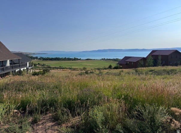 1470 N TRAPPER Loop, Garden City, UT 84028