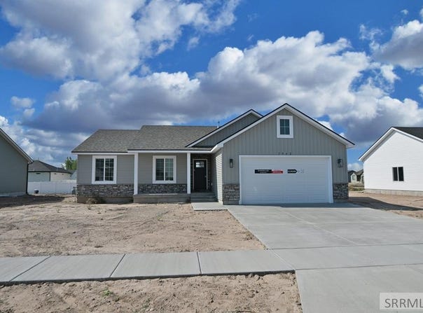 3062 Elixir Road, Ammon, ID 83406