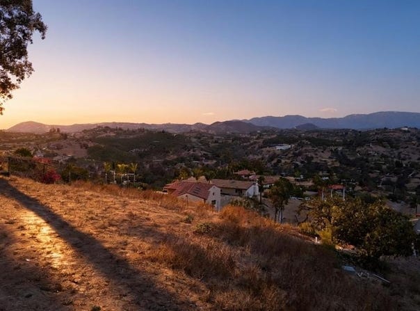 2437 Gracey Lane, Fallbrook, CA 92028