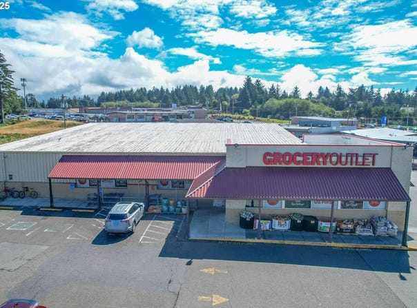 1385 NEWMARK Ave, CoosBay, OR 97420