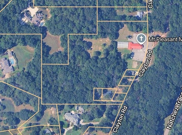 2335 Clayton Road, Tupelo, MS 38804