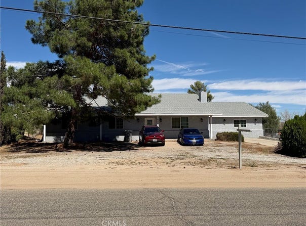 18060 Walnut, Hesperia, CA 92345