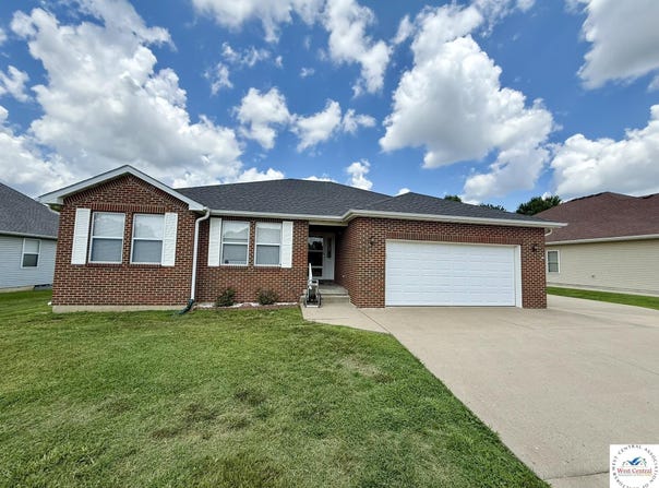 203 Allison Lane, Clinton, MO 64735