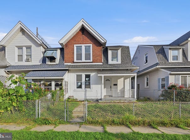 29 CHESTNUT Street, MARCUS HOOK, PA 19061