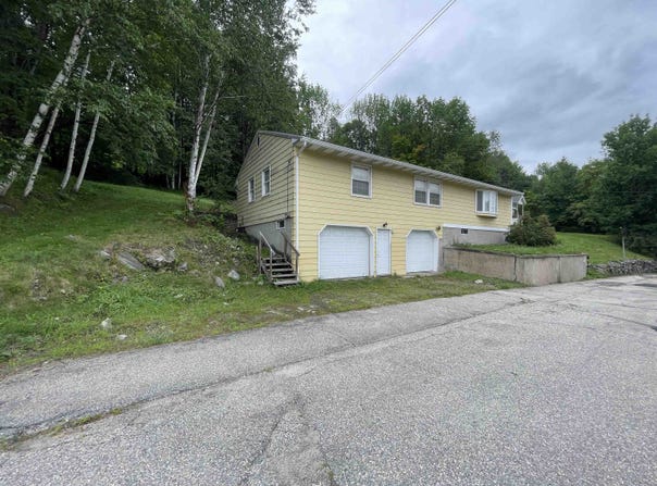 516 Old Glen Avenue, Berlin, NH 03570