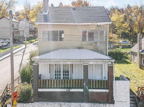 258 E Warrington Ave, Beltzhoover, PA 15210