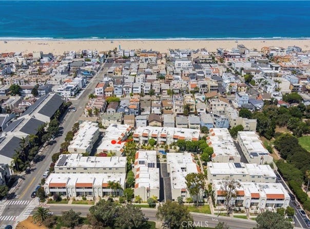 415 2nd St, Hermosa Beach, CA 90254
