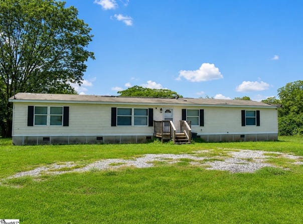 170 Cooper Road, Campobello, SC 29322