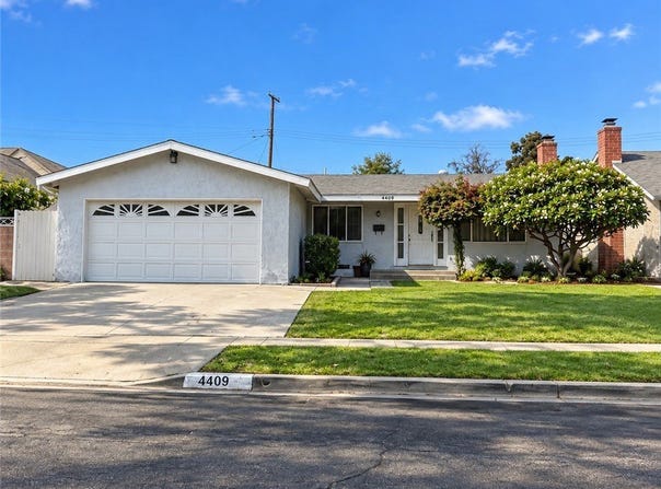 4409 Oakfield, Santa Ana, CA 92703