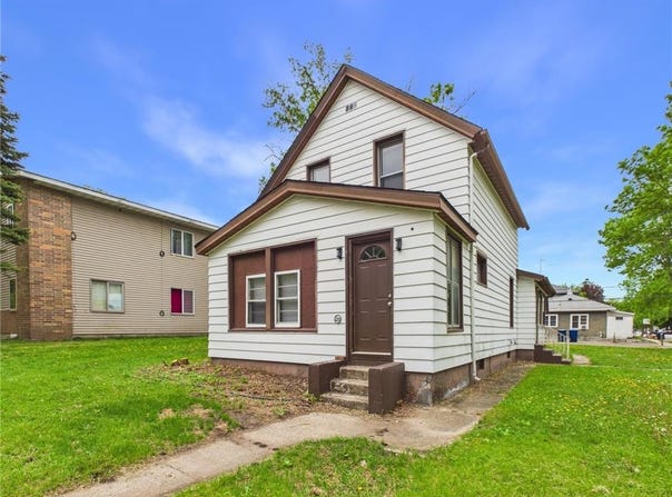 903 8th Avenue S, Saint Cloud, MN 56301