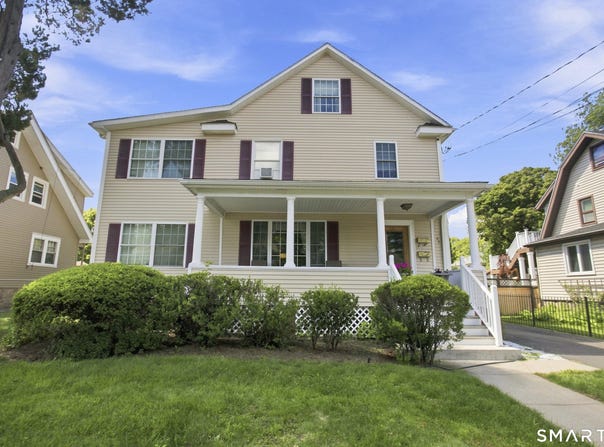 44 Elm Tree Place, Stamford, CT 06906