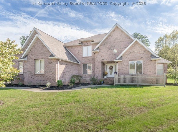 231 Glen Oaks Court, Hurricane, WV 25526