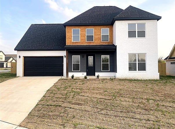 1602 S 23rd Place, Rogers, AR 72758