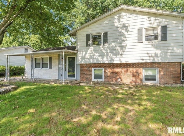 101 Adloff Lane, Springfield, IL 62703