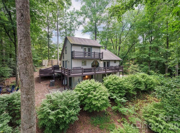 232 Ladson Spring Trail, Mills River, NC 28759