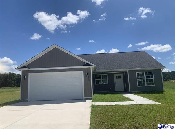 4962 E National Cemetery Road, Florence, SC 29506