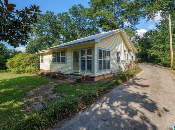 302 CRADDOCK AVENUE, SYLACAUGA, AL 35150