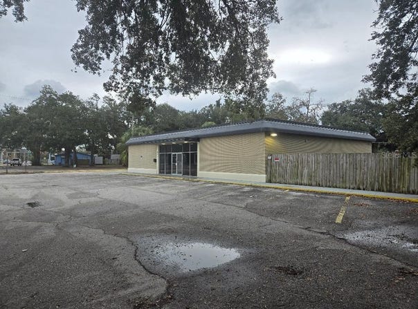 10517 RIVERVIEW DRIVE, RIVERVIEW, FL 33578