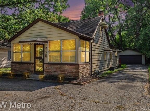 21389 Duns Scotus Street, Southfield, MI 48075