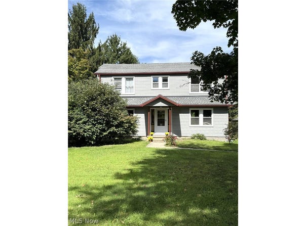 10990 Mayfield Road, Chardon, OH 44024