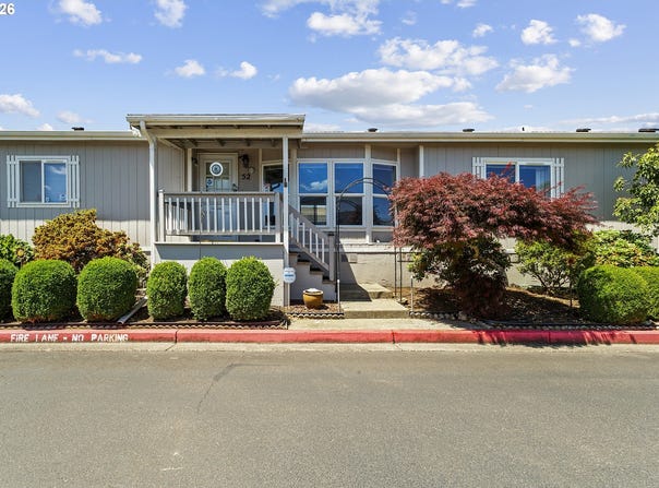 1000 S MCKERN Ct, Newberg, OR 97132