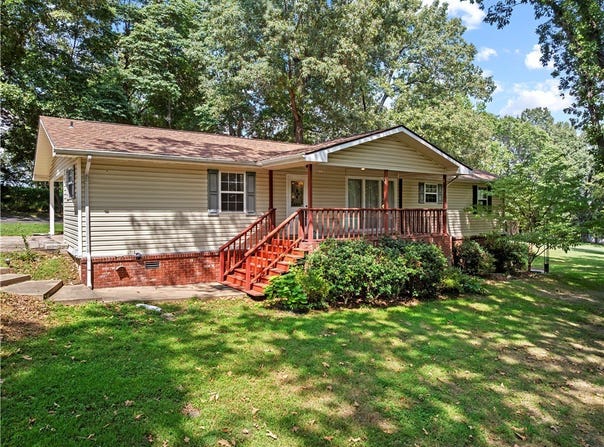 120 S Old Farm Road, Harrison, AR 72601