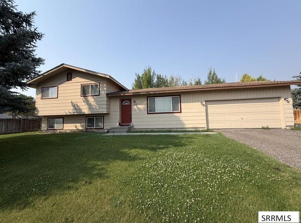 1010 S 7th Street, Challis, ID 83226
