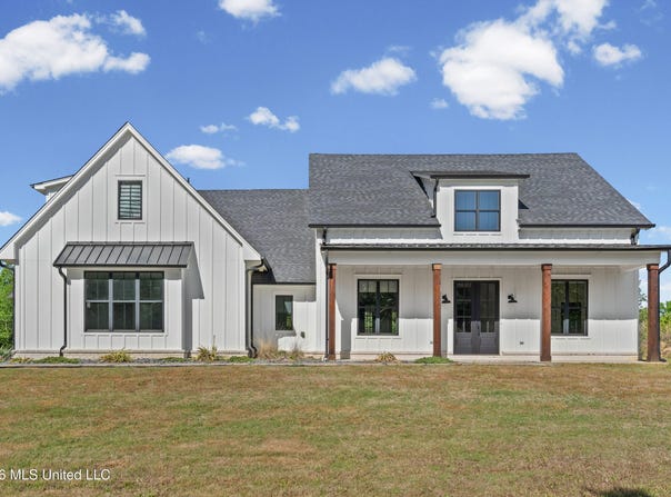 84 Dudley Place, Byhalia, MS 38611