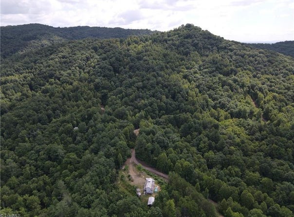 2668 Reedy Branch Road, Purlear, NC 28665